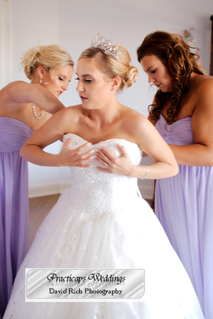 Dressing the Bride_015