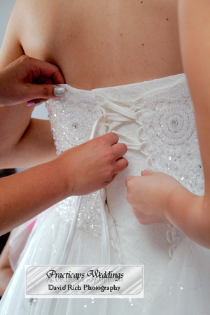 Dressing the Bride_021